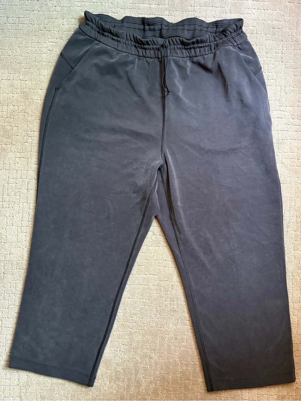 lululemon Softstreme High-Rise Women’s Black Soft Velour Pants